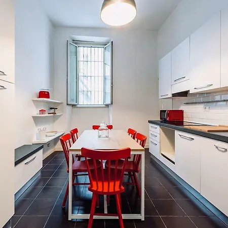 Pantheon Elegance Apartment